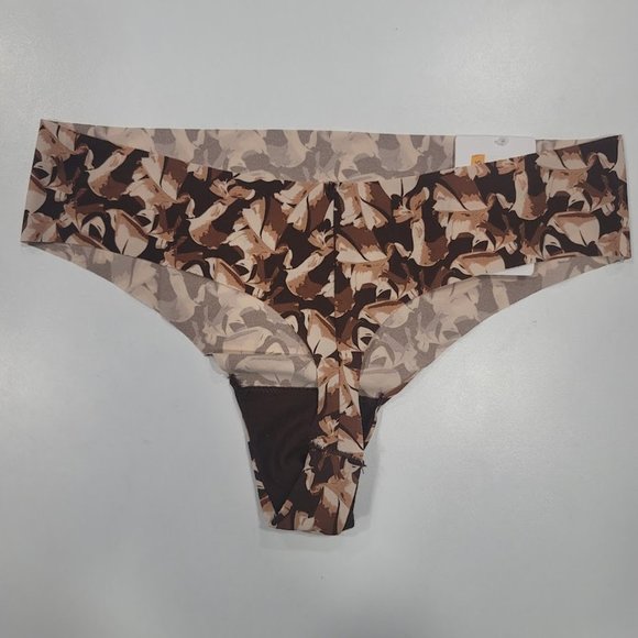 Calvin Klein Women's Invisibles Thong Underwear - Picture 3 of 6